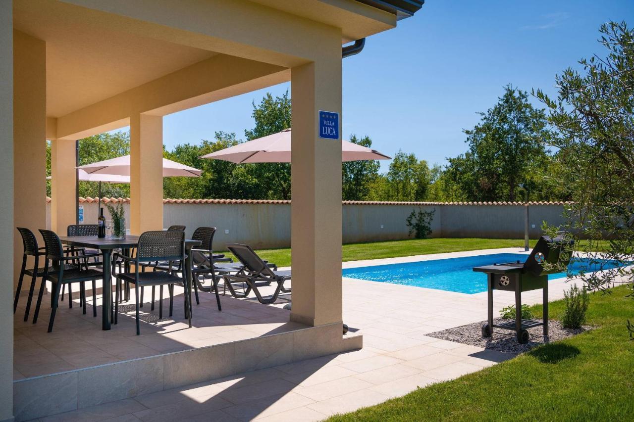 Holiday House Luca Porec Bagian luar foto