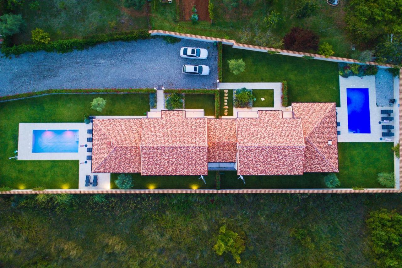 Holiday House Luca Porec Bagian luar foto